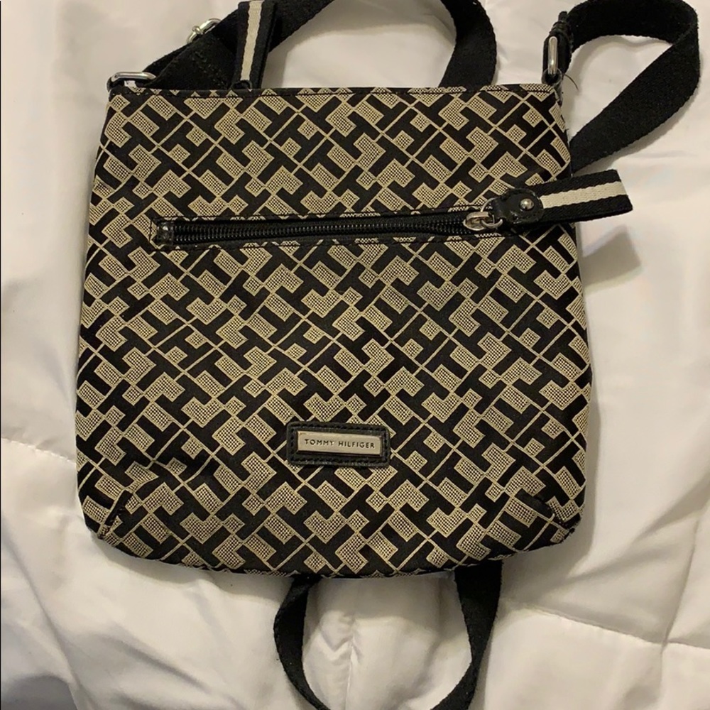 Tommy Hilfiger crossbody handbag